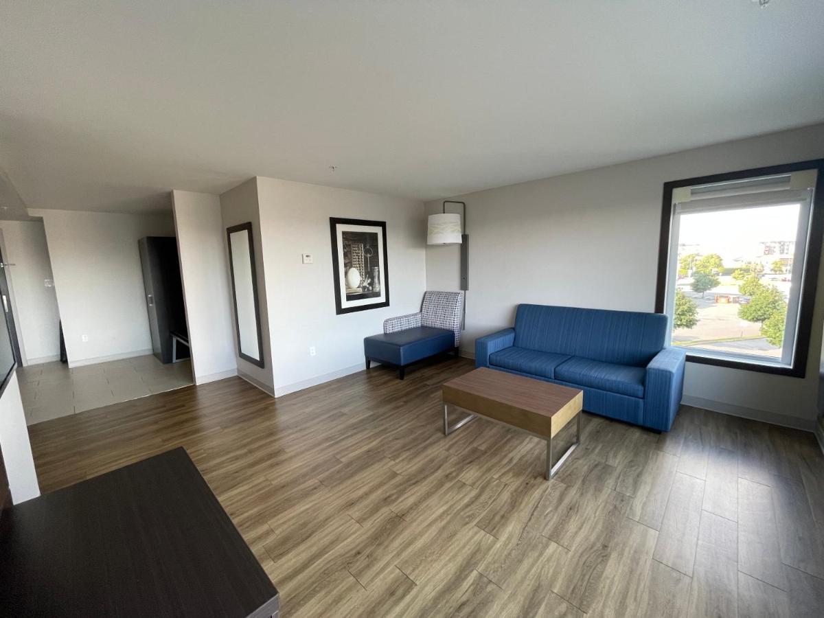 Holiday Inn Express & Suites - Gatineau - Ottawa By Ihg Экстерьер фото